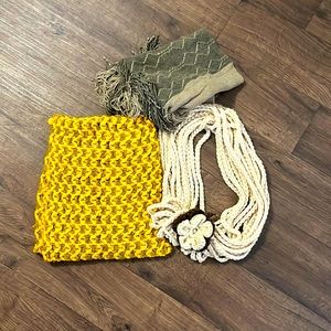 Bundle of 3 knit scarves